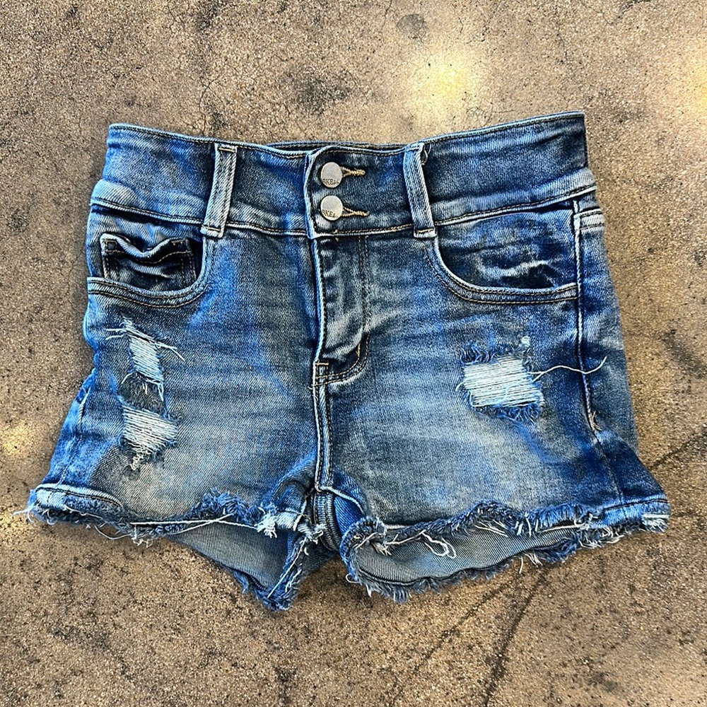 Buckle BKE Distressed Blue Denim Shorts